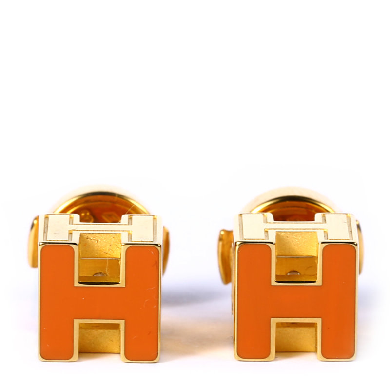 VAN CLEEF & ARPELS Alhambra 耳钉 白贝母 2022