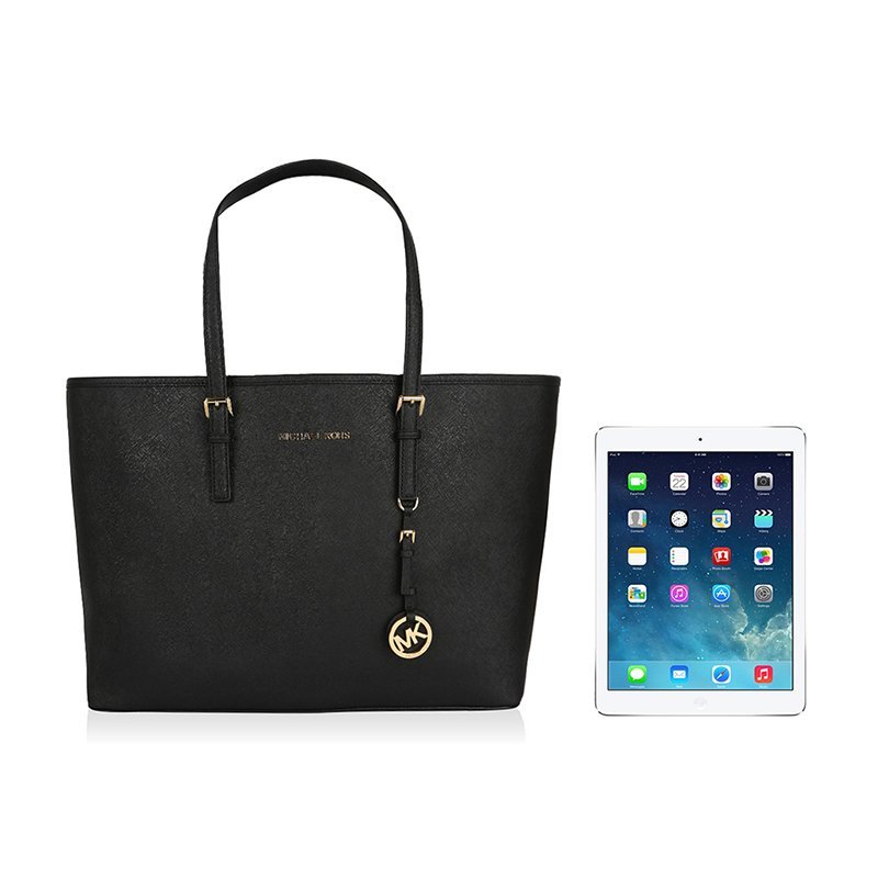 CELINE Triomphe 中号 奶白 2025